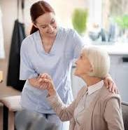 Imagem da Porque contratar um cuidador de idosos?
